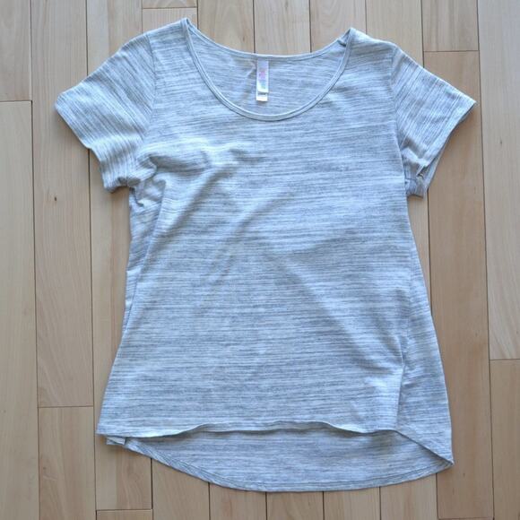 LuLaRoe Class Tee Size Medium (Women's) White/Grey Shirt - Picture 1 of 3